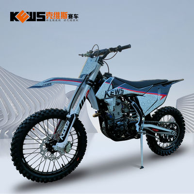 Honda NC300S Sepeda Motor Silinder Tunggal Berpendingin Udara Dengan Karburator Dan Injeksi Bahan Bakar