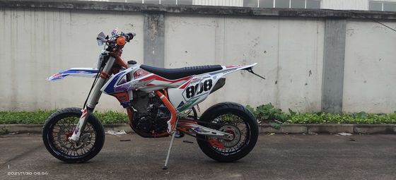 Mesin Berpendingin Air Kews Sepeda Motor Super Motard NC300S 300CC Empat Tak