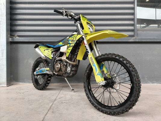 Kinerja Off-Road dengan KEWS 176fmn YB300H Four-Stroke Enduro K23
